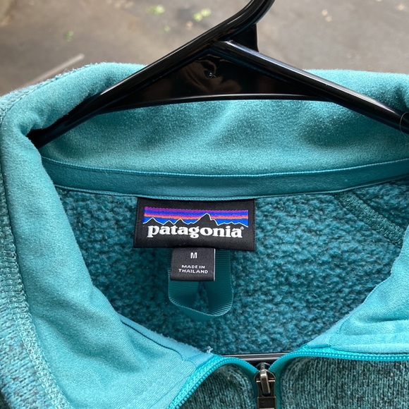 Patagonia Quarter Zip! - Picture 4 of 6